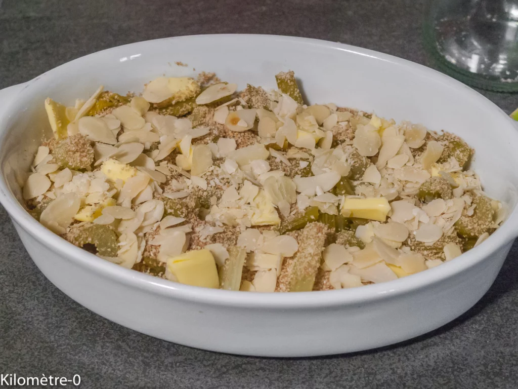 Céleri branche confit aux amandes et aux œufs - Étape 4