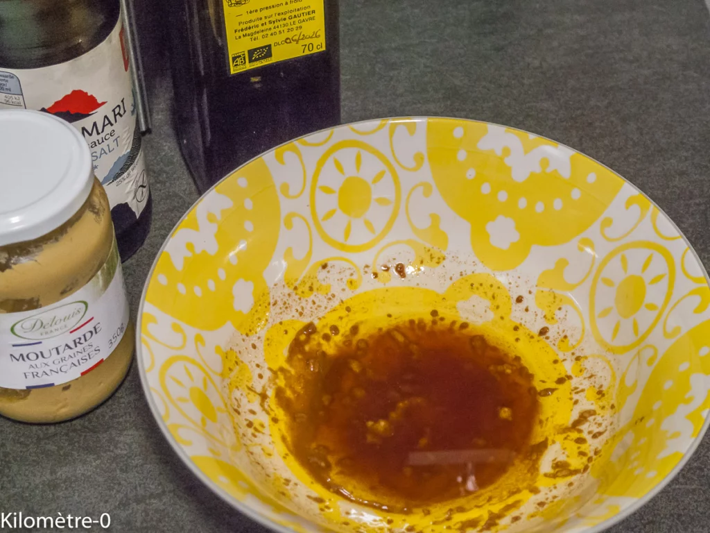 Salade de tofu aux carottes râpées et noix - Étape 1