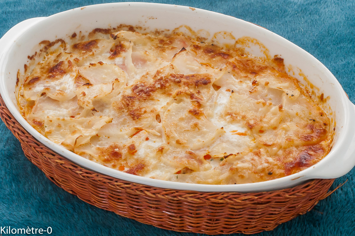 Photo de recette de gratin, légumes, navet, chorizo, lardons, fromage, lait, facile, gourmand, automne, hiver, léger, Kilomètre-0, blog de cuisine réalisée à partir de produits de saison et issus de circuits courts