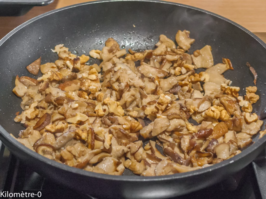 Lotte aux cèpes, noix et câpres - Étape 5