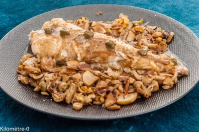 Photo de recette de poisson, lotte, champignons,  cèpes, noix, beurre, câpres, Kilomètre-0, blog de cuisine réalisée à partir de produits de saison et issus de circuits courts