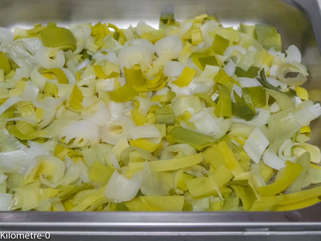 Briks aux poireaux, graines de cumin et comté - Étape 1