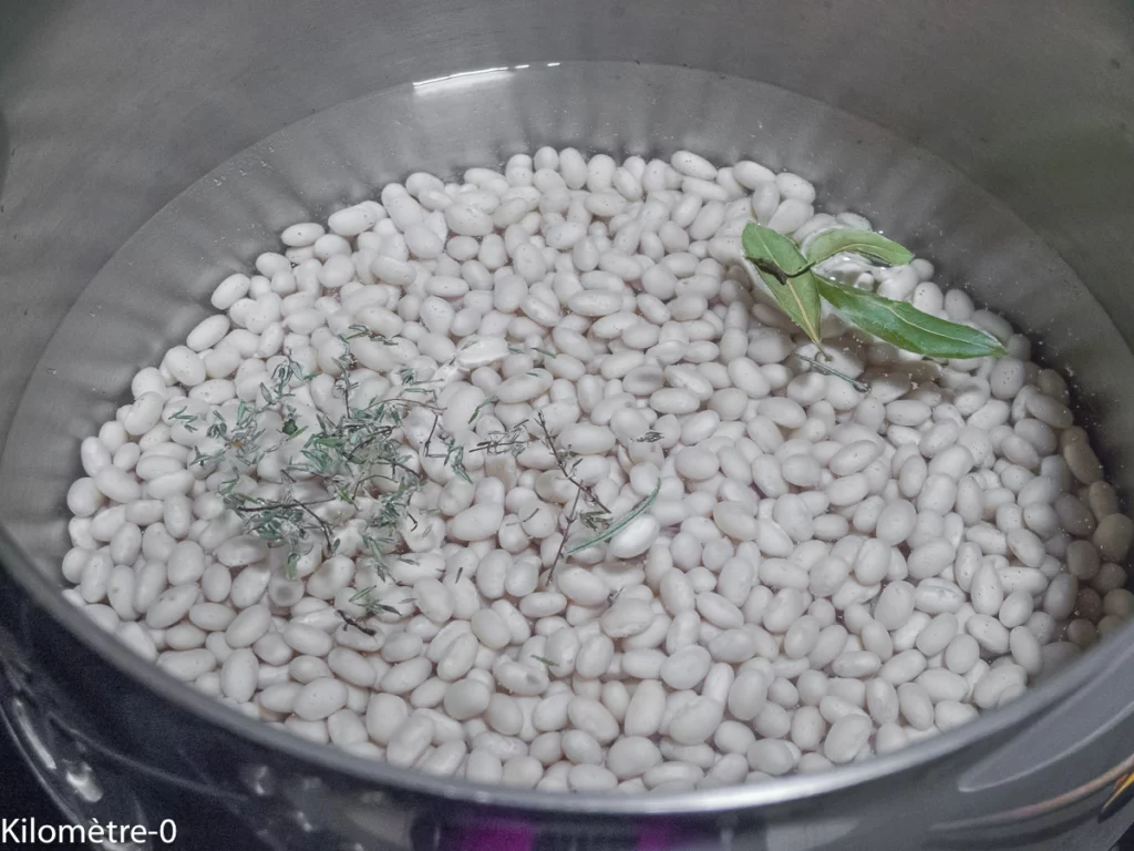 Estouffat de porc et de canard confit aux haricots blancs - Étape 1