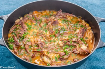 Photo de recette d'estouffat, plat unique, haricots blancs, coco, mojette, tarbais, cnfit, canard, porc, légumes, facile, plat unique, Kilomètre-0, blog de cuisine réalisée à partir de produits de saison et issus de circuits courts