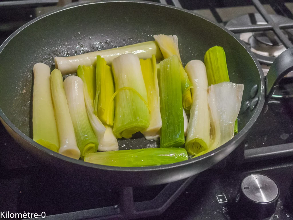 Poireaux à l&rsquo;orange, crumble au parmesan sur lit de yaourt grec de brebis - Étape 3