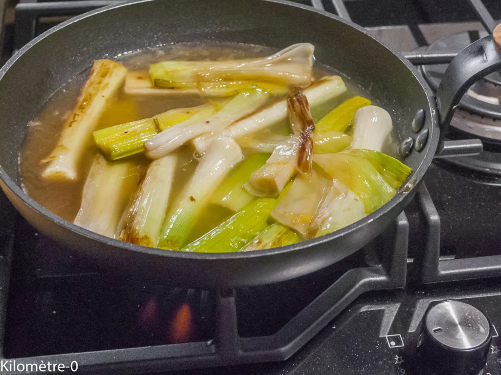 Poireaux à l&rsquo;orange, crumble au parmesan sur lit de yaourt grec de brebis - Étape 6