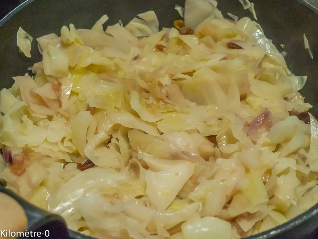 Chou blanc aux raisins secs et au jambon - Étape 4