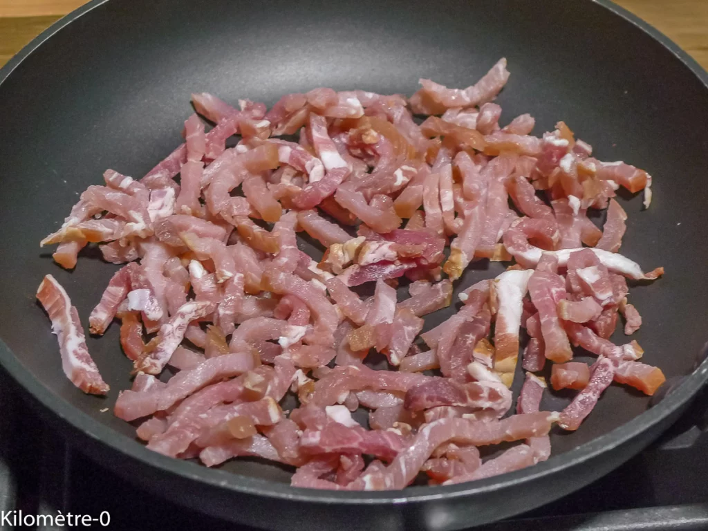 Chou fleur aux lardons, roquefort et noix - Étape 3