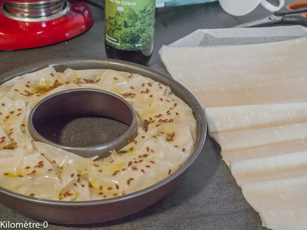 Prasopita, couronne de filo aux poireaux et pruneaux - Étape 6