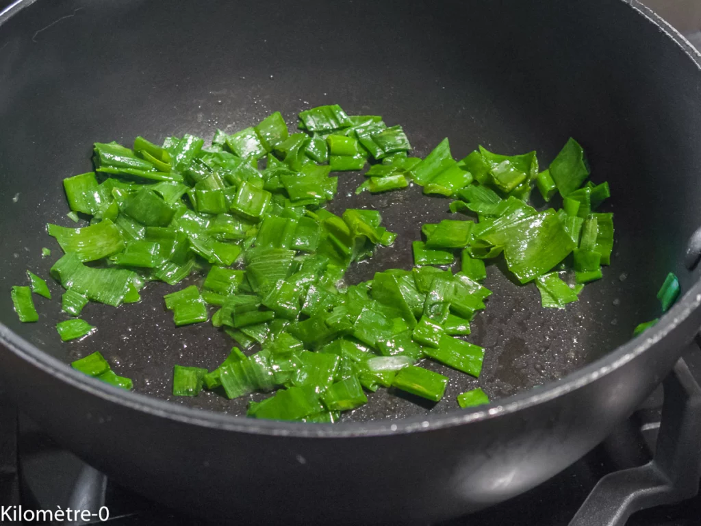 Saucisses aux flageolets, crumble aux noisettes - Étape 3