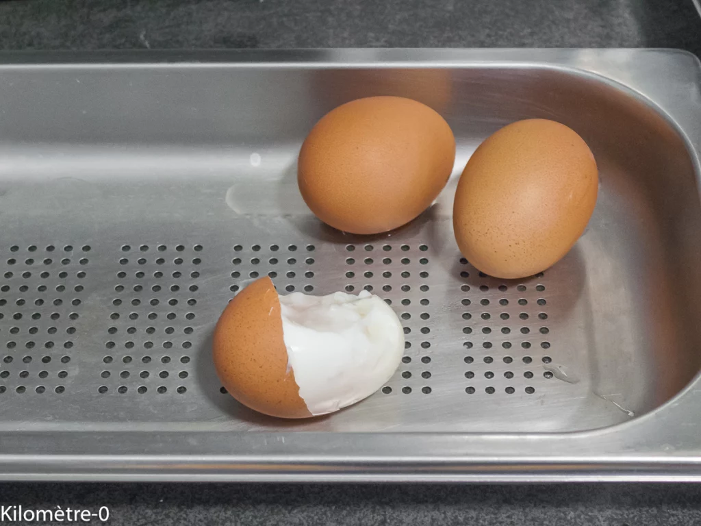 Salade d&rsquo;asperges vertes aux oeufs et à la truite fumée - Étape 2