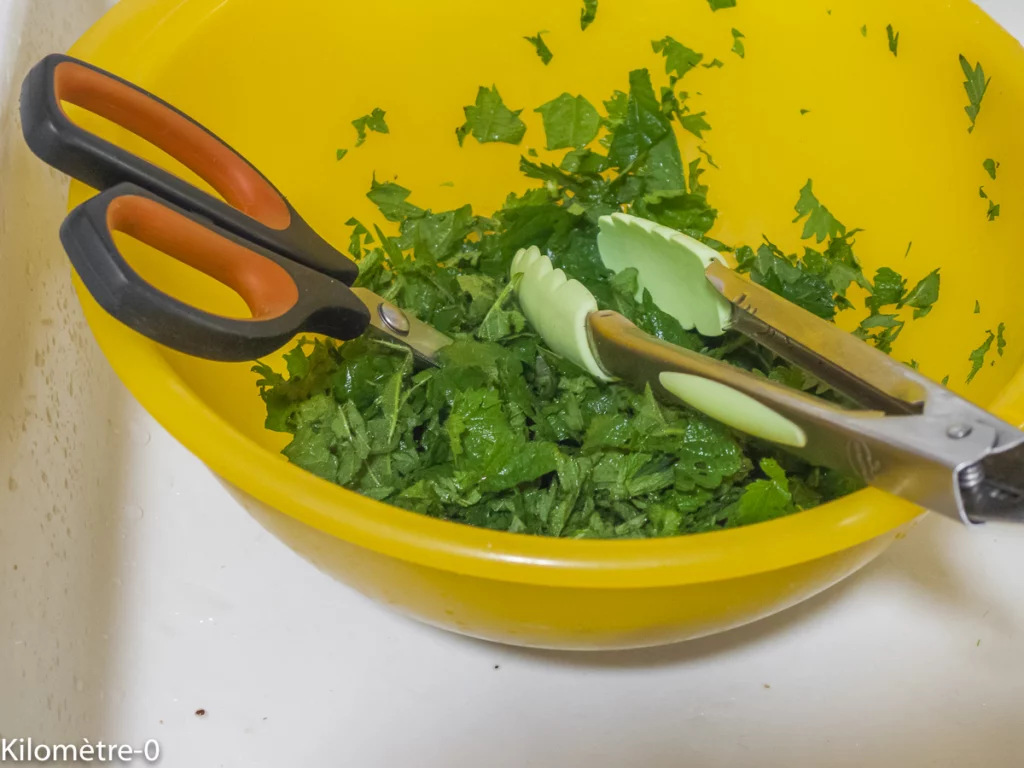 Cake aux orties et à la mimolette - Étape 3