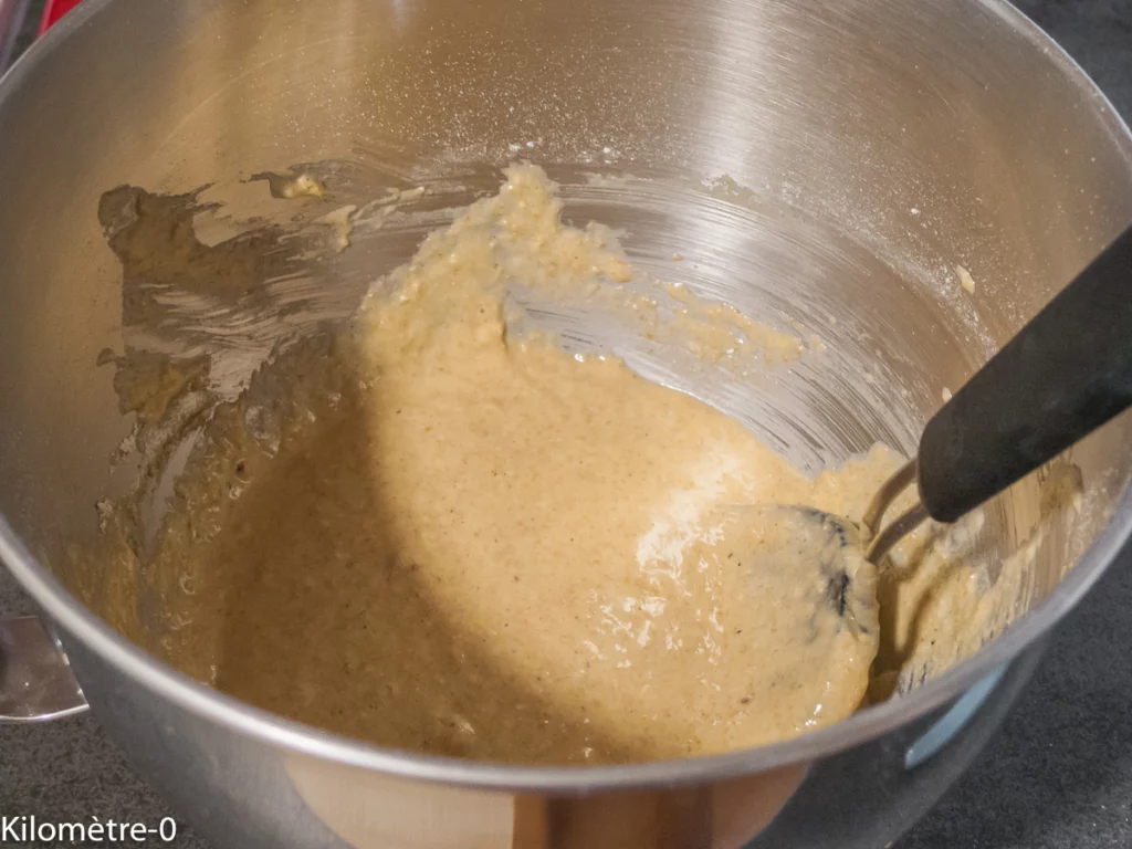 Cake aux orties et à la mimolette - Étape 6