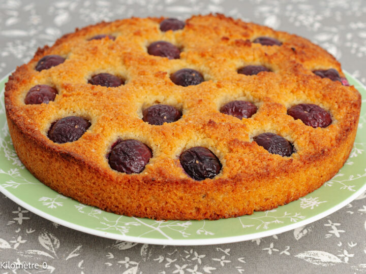 Recette de Kilomètre-0, gâteau, dessert, cerises, amande, farine d'amandes, amaretto, liqueur, gourmand, facile, gourmand, printemps, été,