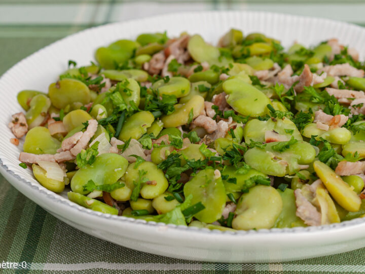 Recette de, fèves, poitrine fumée, lardons, allumettes, thym, légumes, printemps, été, facile, rapide, léger, Kilomètre-0