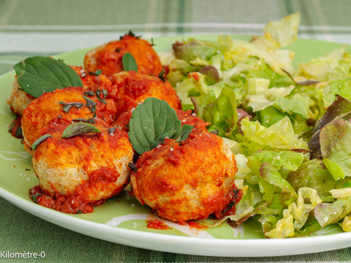 Polpette à la ricotta, sauce tomate : étape 11 — Je les ai servies avec de la salade mais vous pouvez les accompagner de…