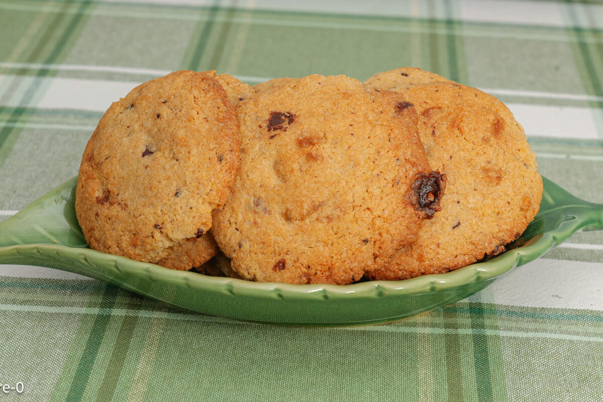 Cranberry Cookies: step 7 — Cookies made from the log.