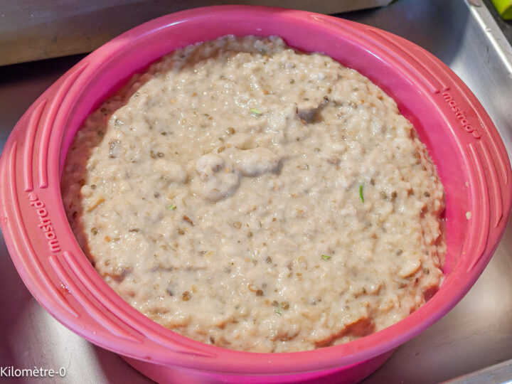 Mousse d&rsquo;aubergines : étape 7 — Beurrez un grand moule s'il n'est pas en silicone ou deux petits comme ici (15 cm de…