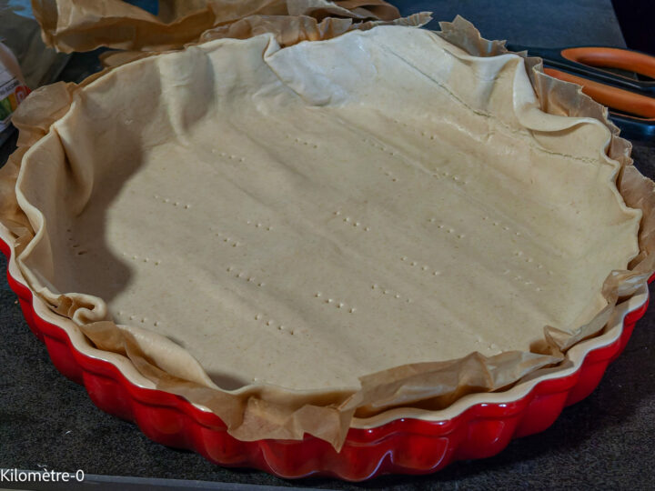 Tarte aux tomates, pesto et pécorino : étape 2 — Préchauffez le four à 180°.